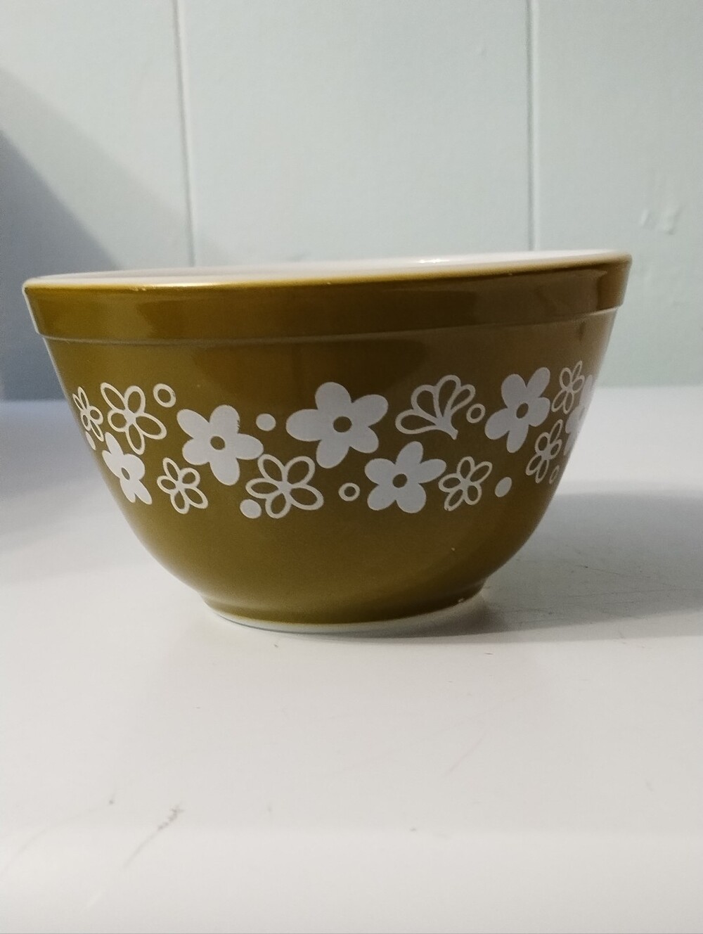 Pyrex 401 "Spring Blossom" Mixing Bowl